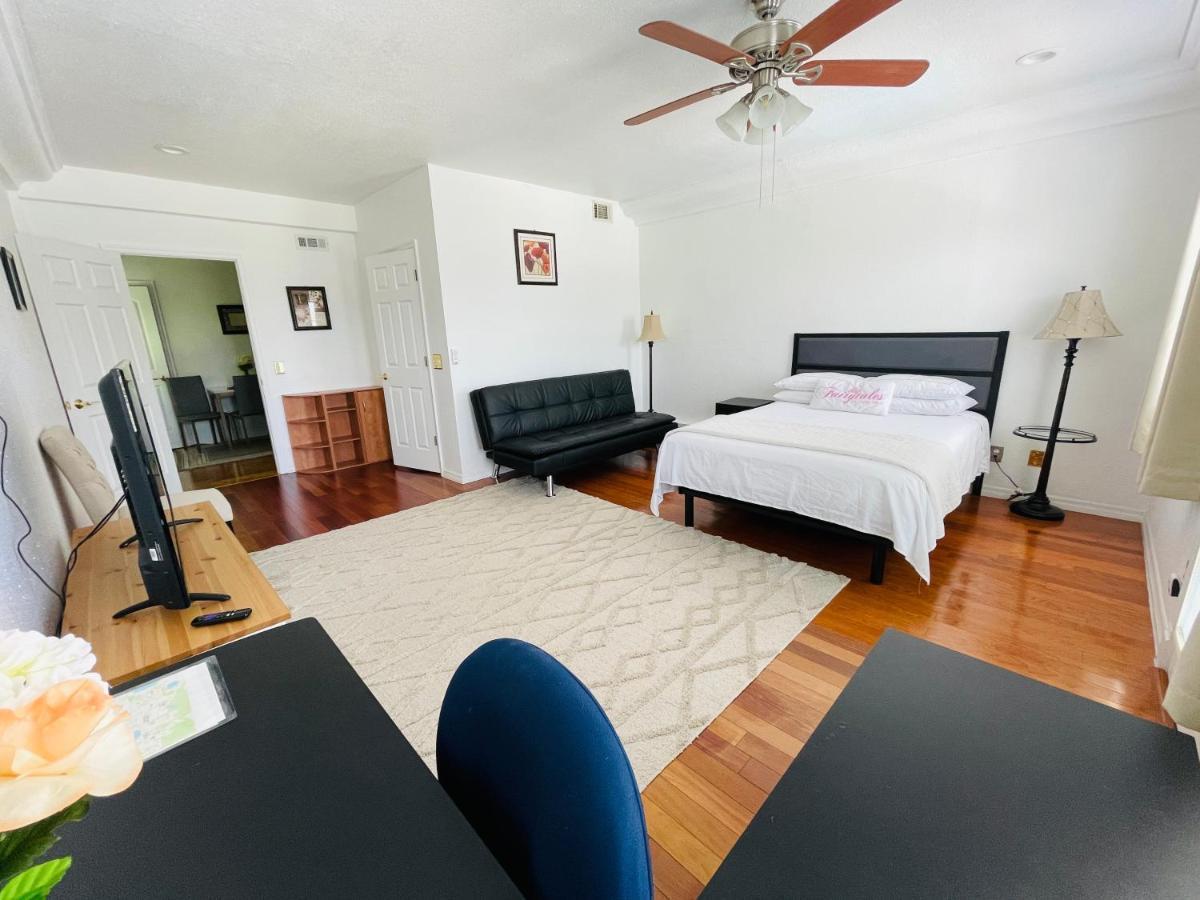 2 Bedroom Apartment ออเบิร์นเดล ภายนอก รูปภาพ